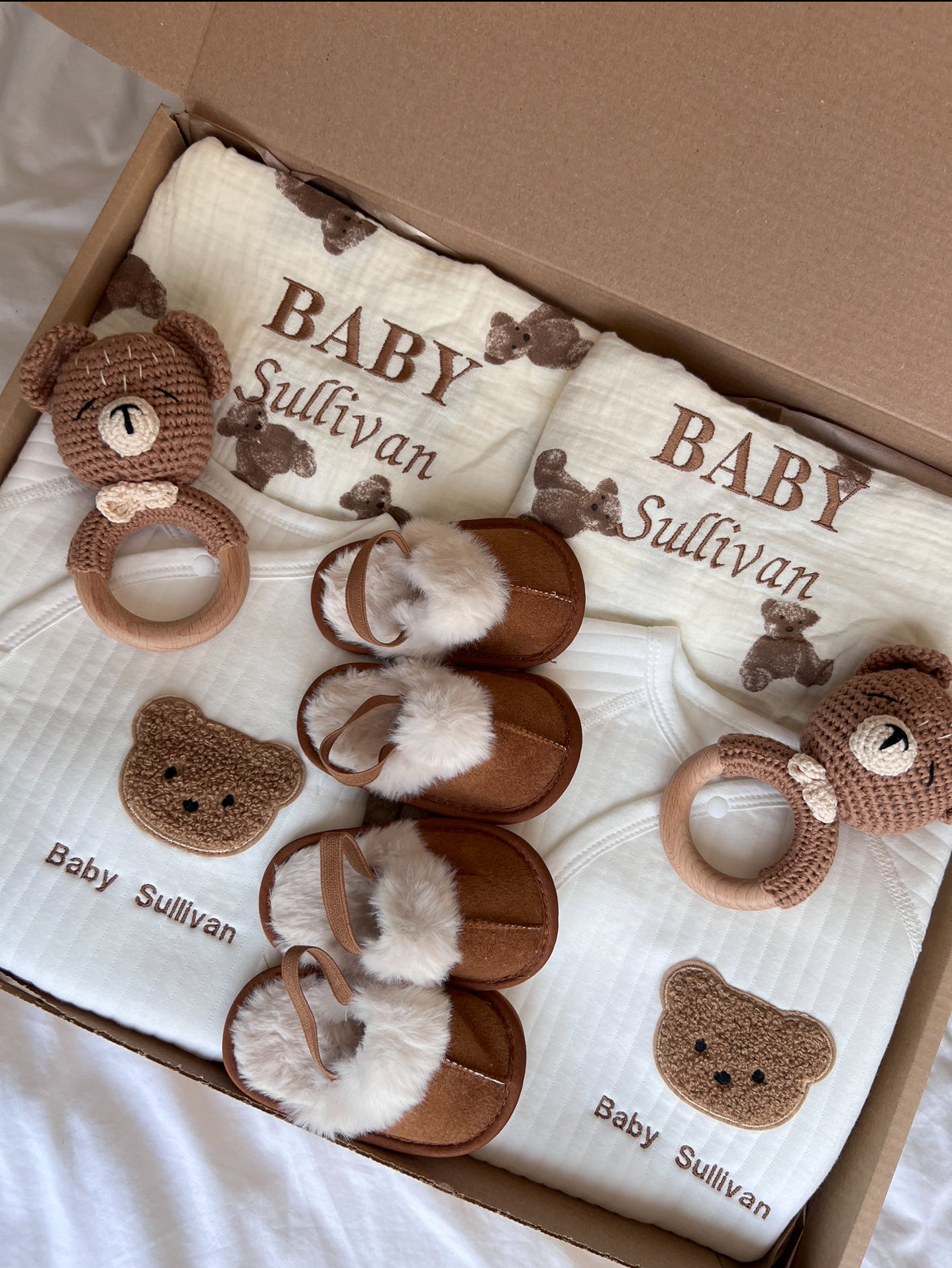 THE ULTIMATE BABY BEAR GIFT BOX